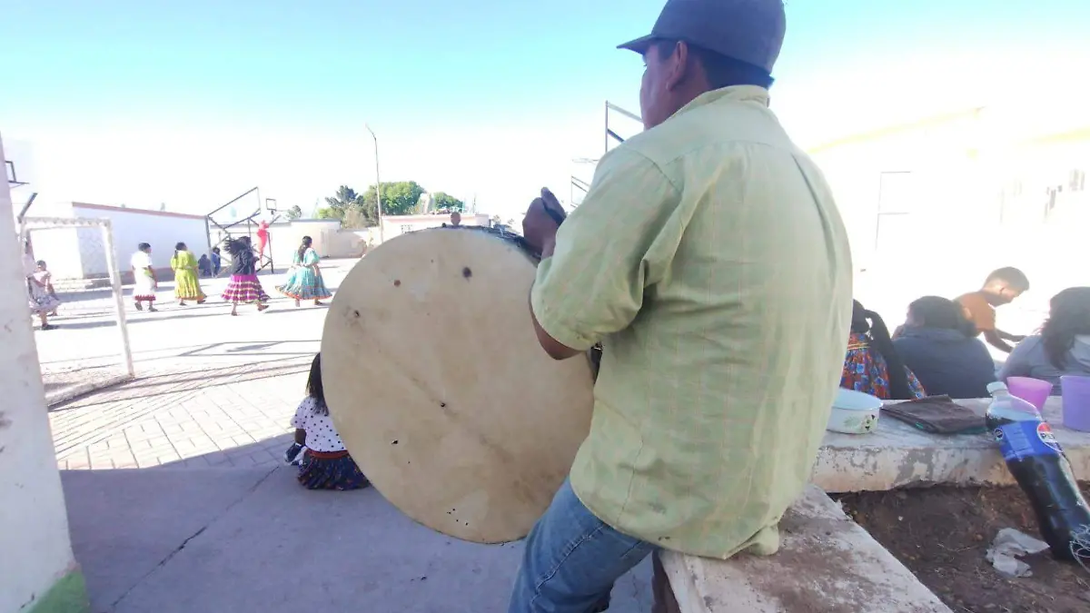 tambor semana santa rarámuri